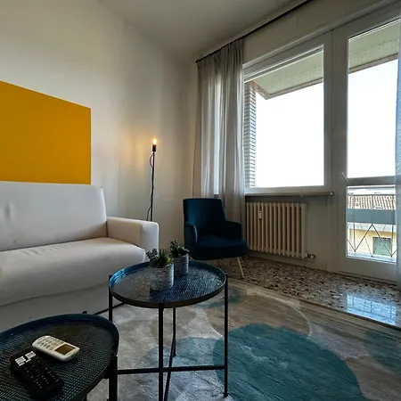 Apartment Big House-private Parking-12